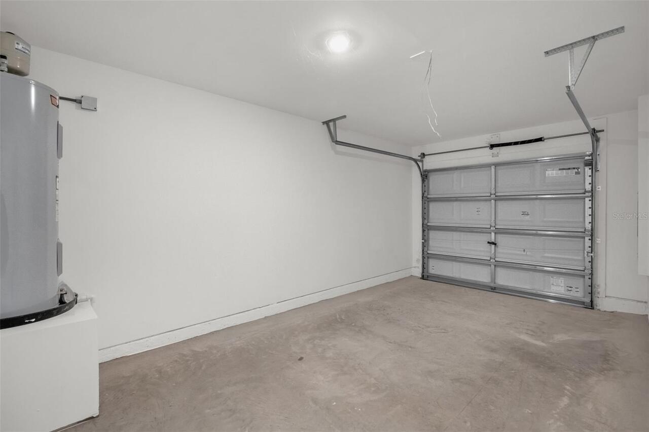 Listing Photo 14