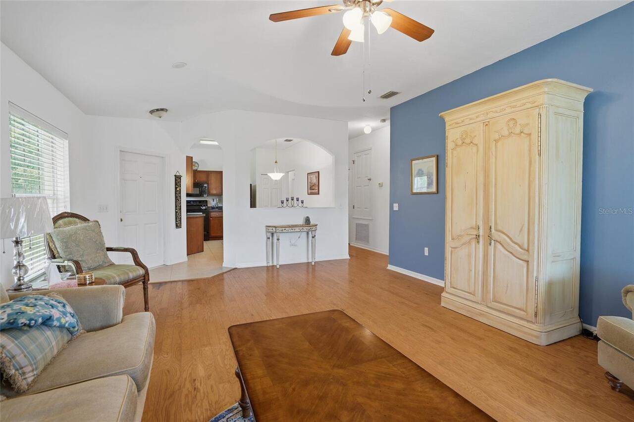 Listing Photo 7