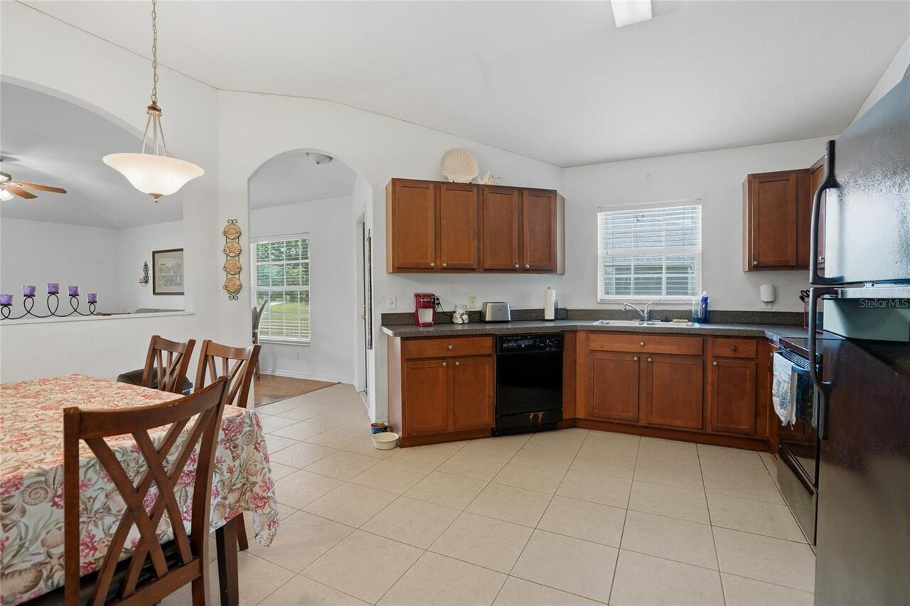 Listing Photo 9