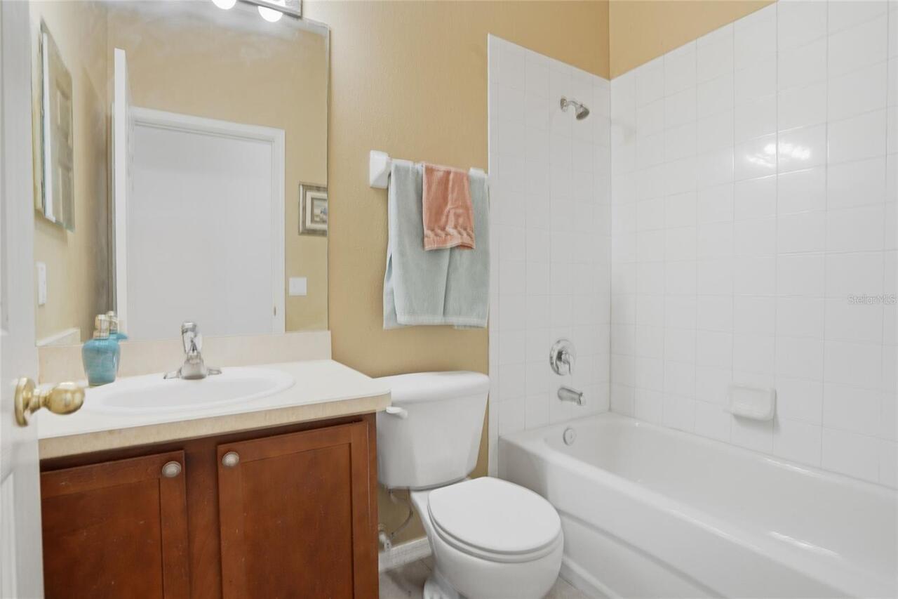Listing Photo 12