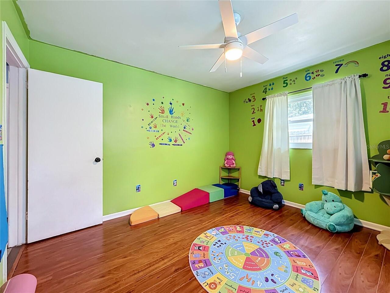 Listing Photo 21