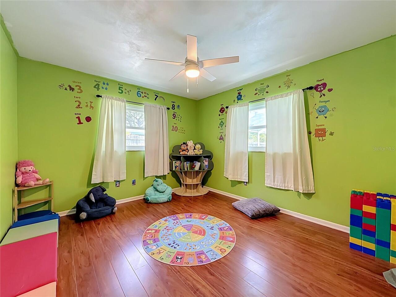 Listing Photo 23