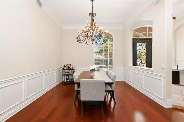 Listing Photo 14