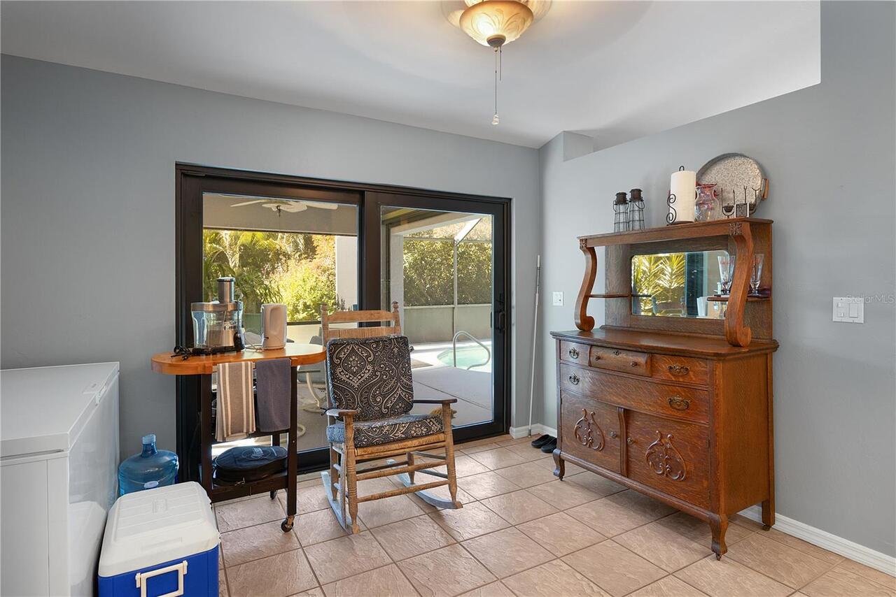 Listing Photo 14