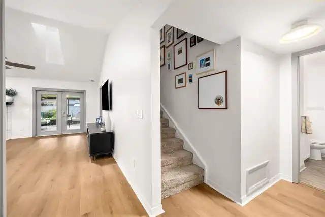 Listing Photo 12