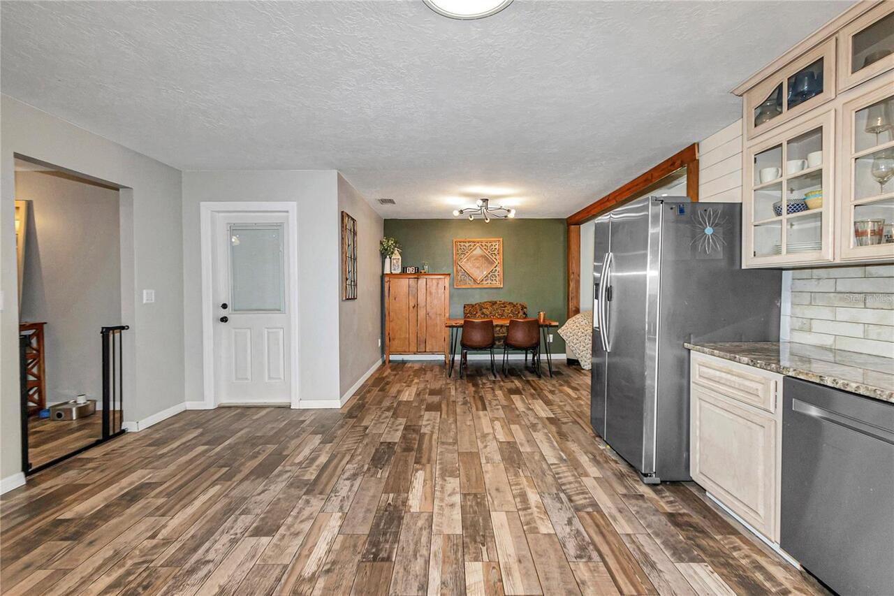 Listing Photo 15