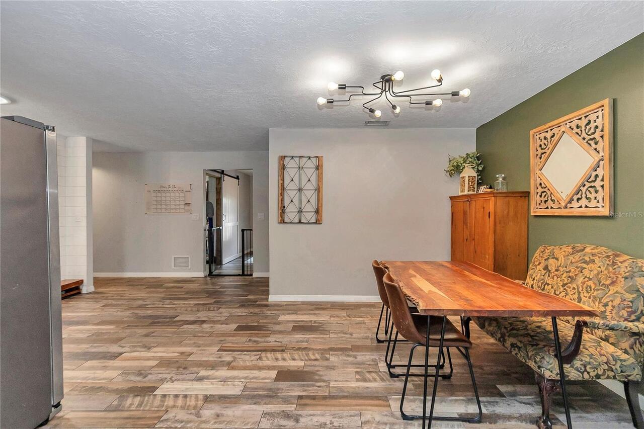 Listing Photo 17