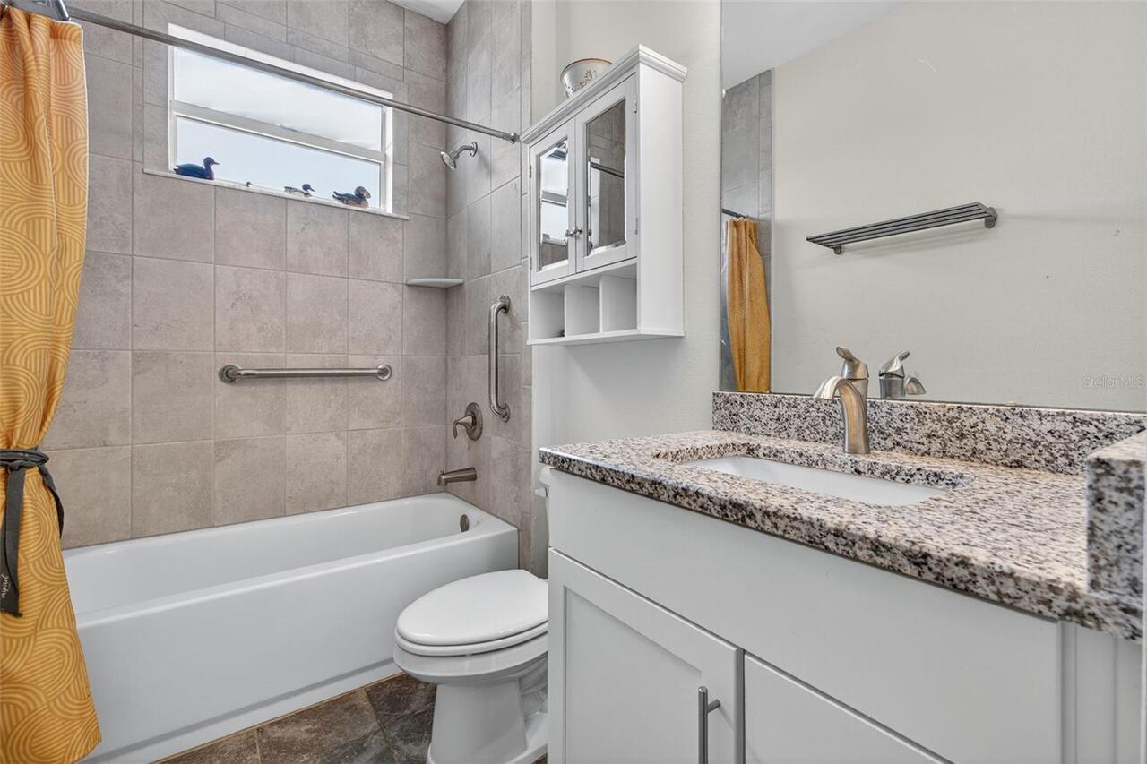 Listing Photo 18