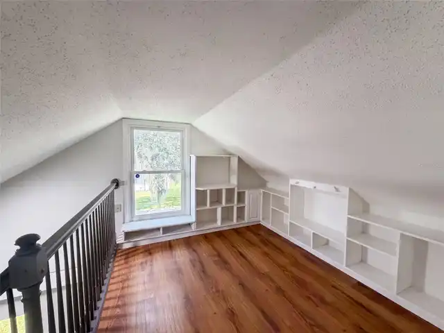 Listing Photo 19