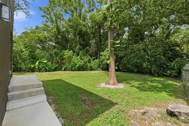 Listing Photo 22