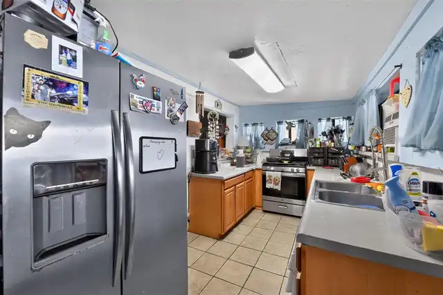 Listing Photo 7