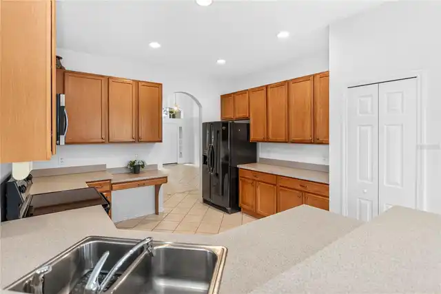 Listing Photo 10