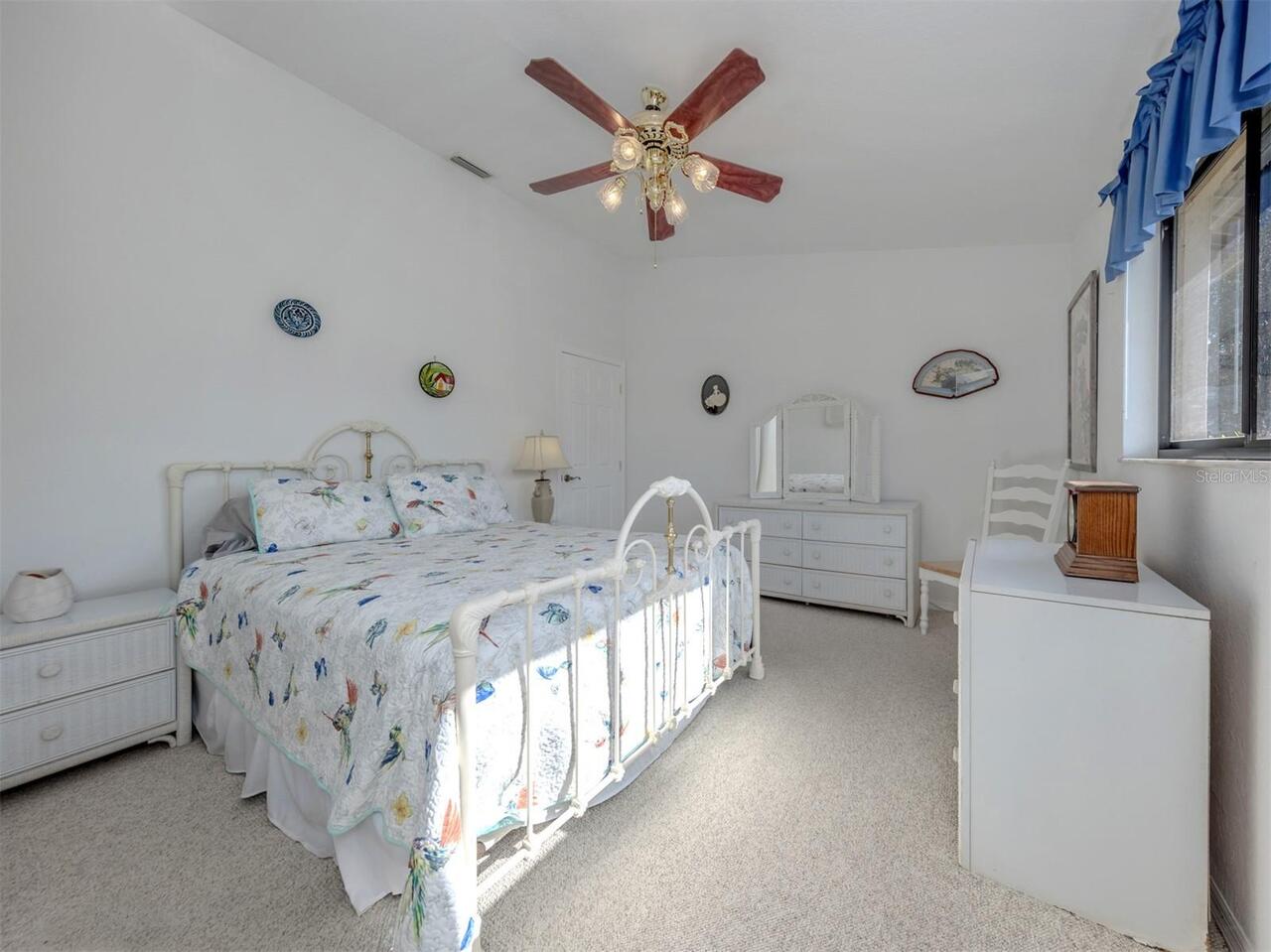 Listing Photo 16