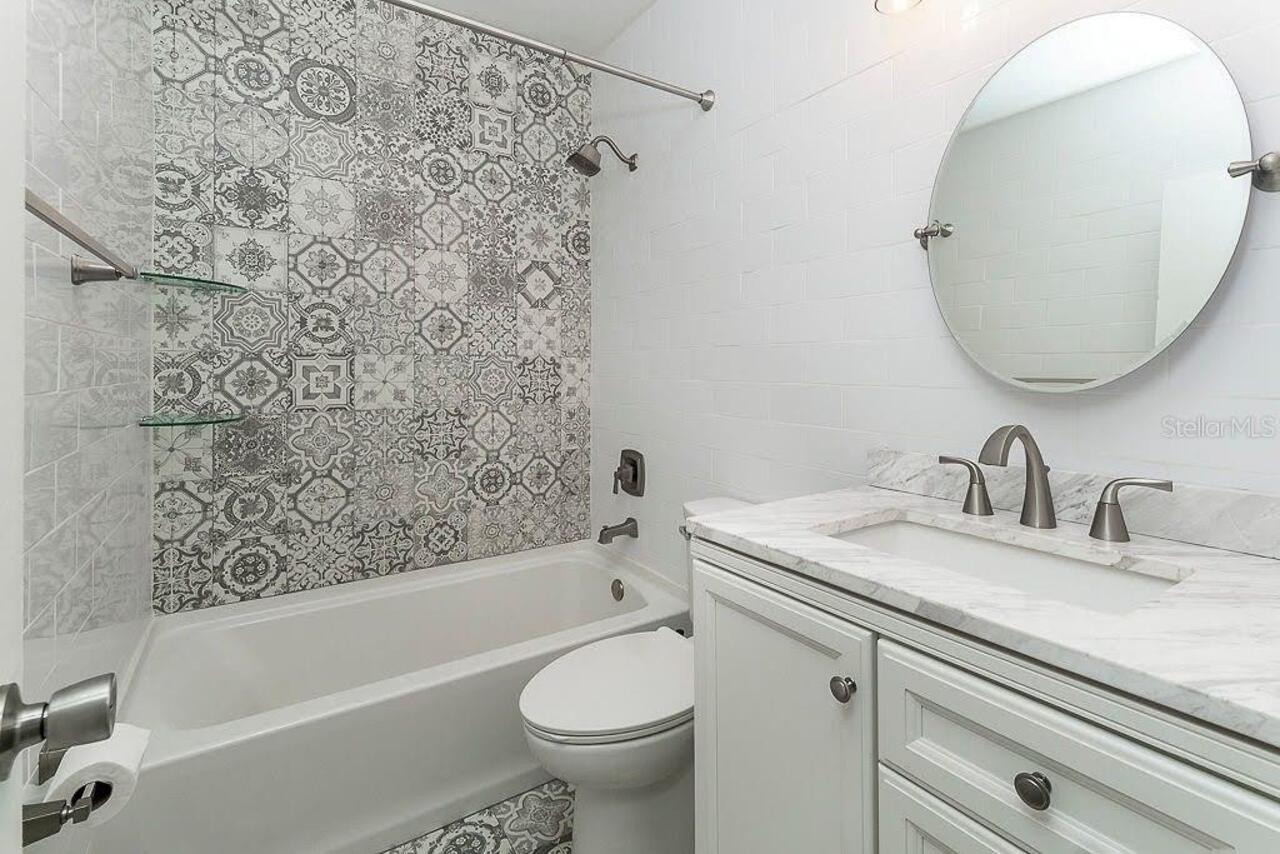 Listing Photo 12