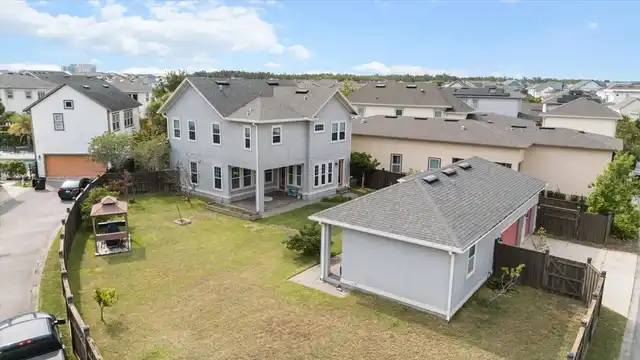 Listing Photo 37