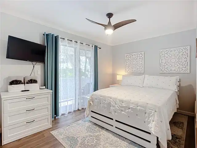 Listing Photo 25