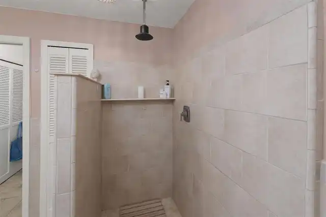 Listing Photo 37