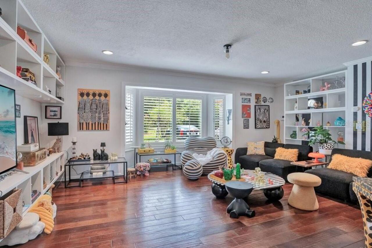 Listing Photo 11