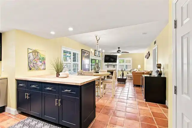 Listing Photo 32
