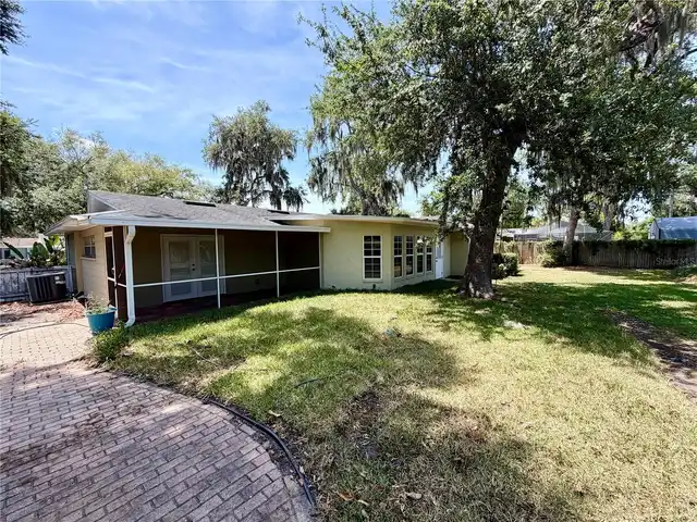 Listing Photo 16