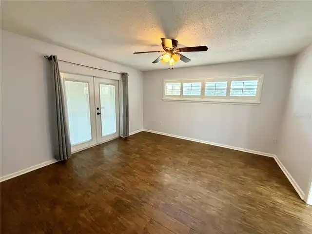 Listing Photo 38