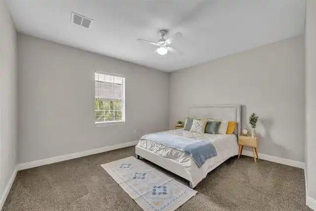 Listing Photo 14