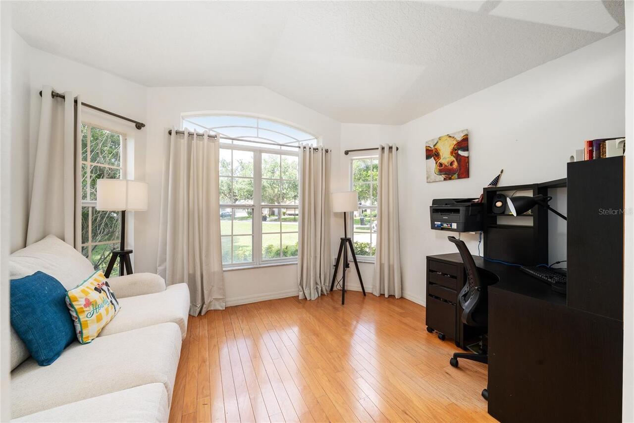 Listing Photo 14