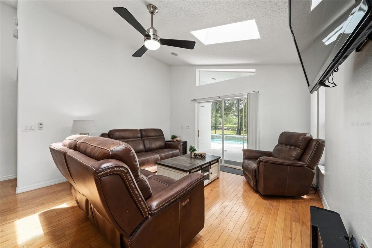 Listing Photo 23