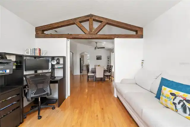 Listing Photo 15