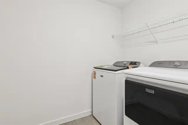 Listing Photo 17