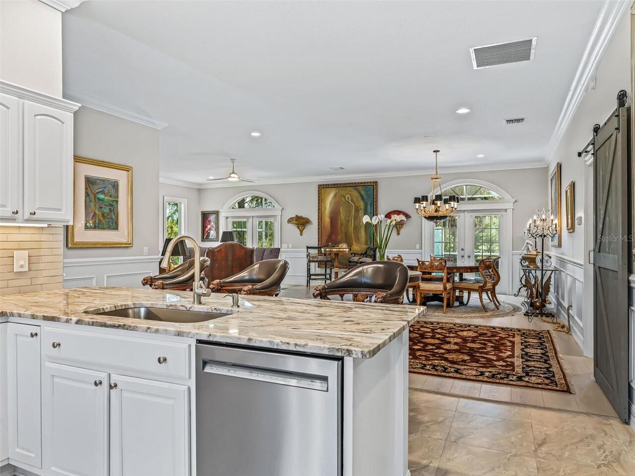 Listing Photo 18