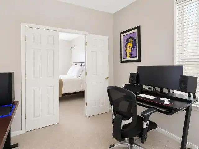 Listing Photo 10