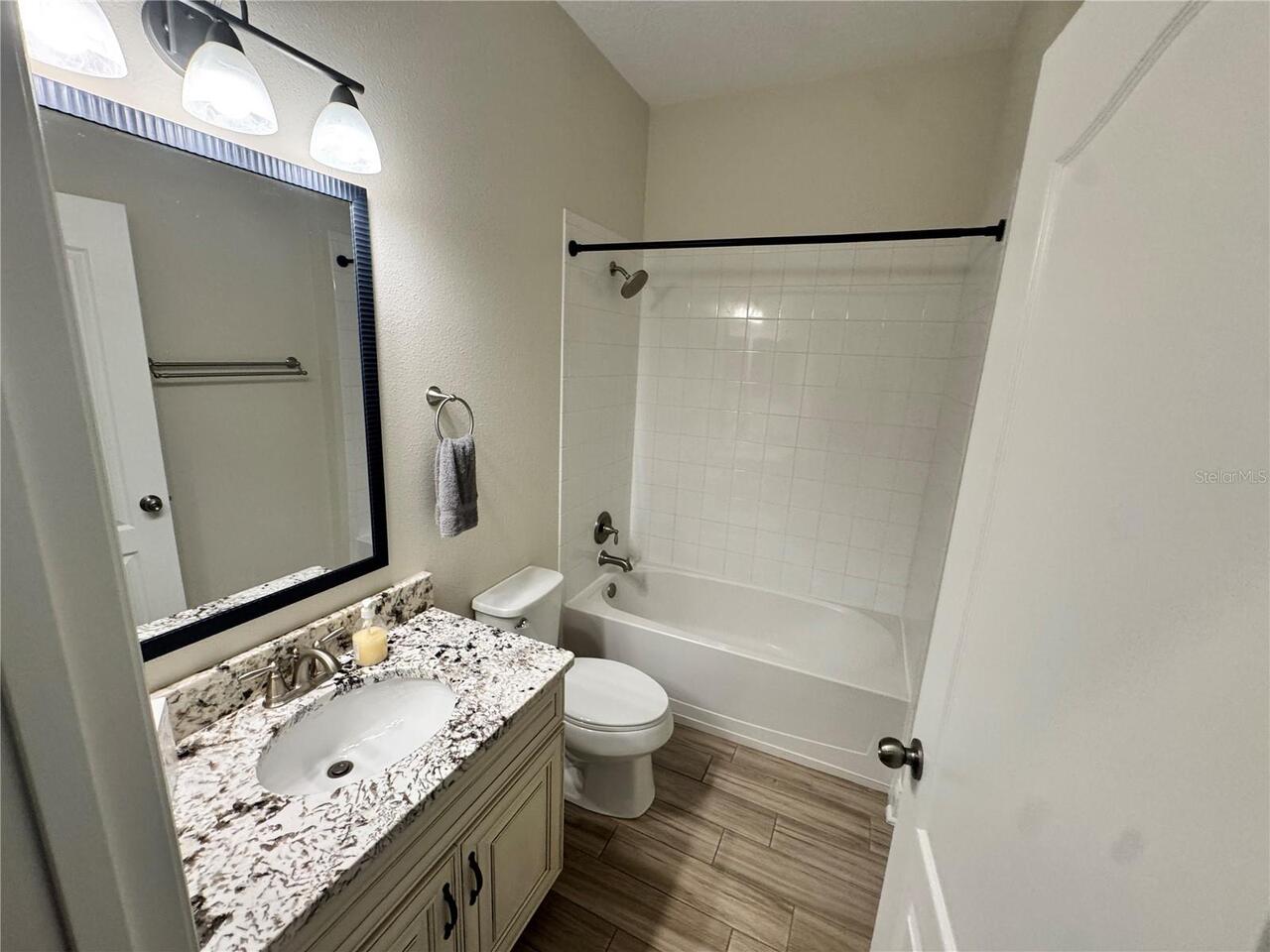 Listing Photo 19