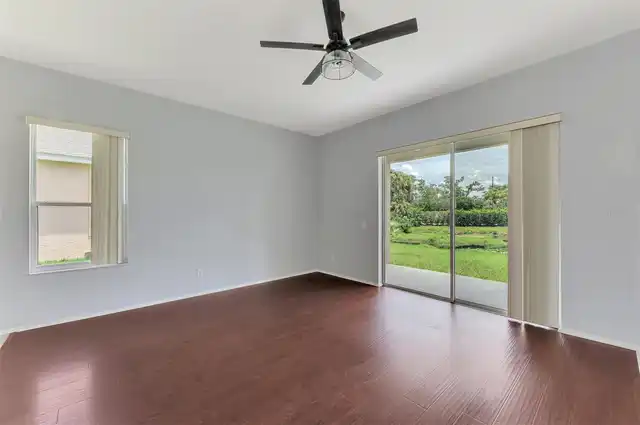 Listing Photo 22