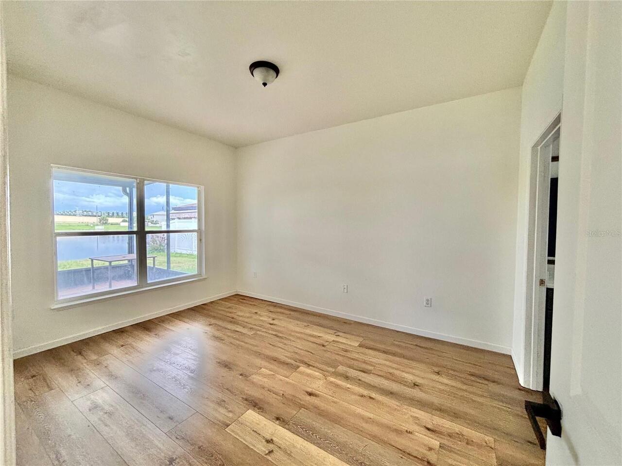Listing Photo 13