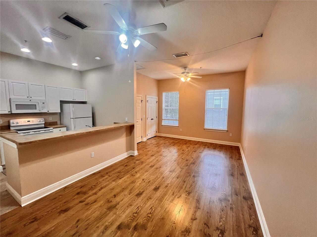 Listing Photo 7