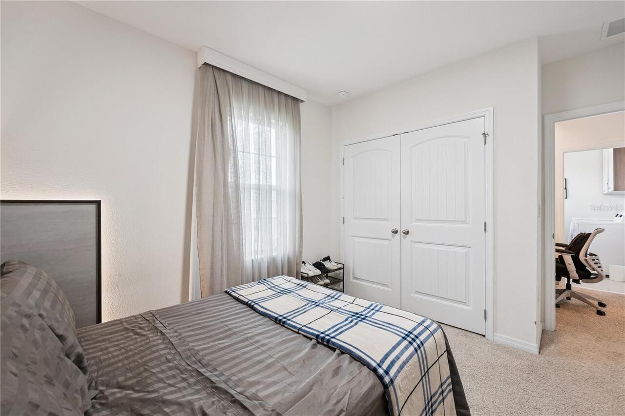 Listing Photo 17