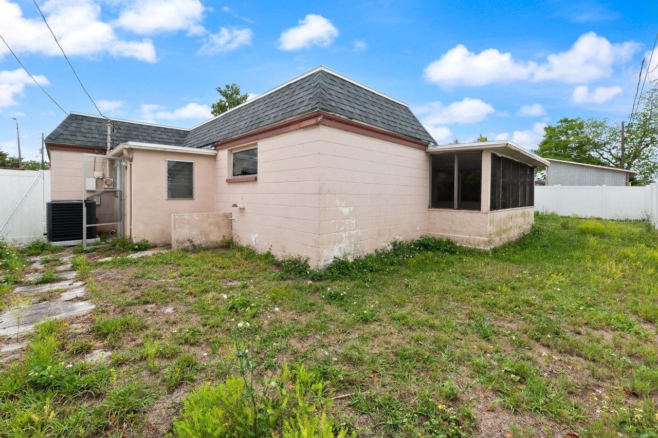 Listing Photo 17
