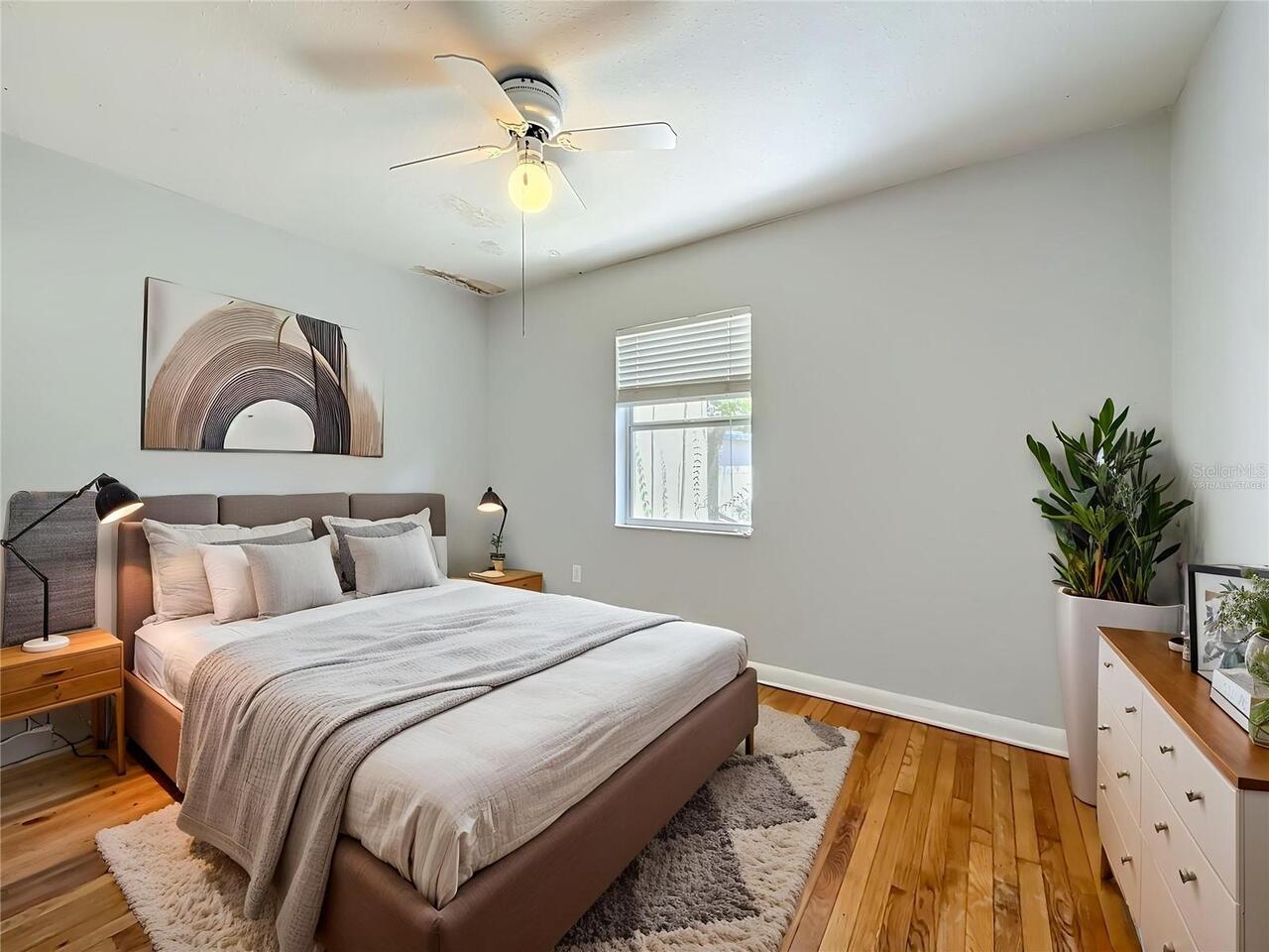Listing Photo 8