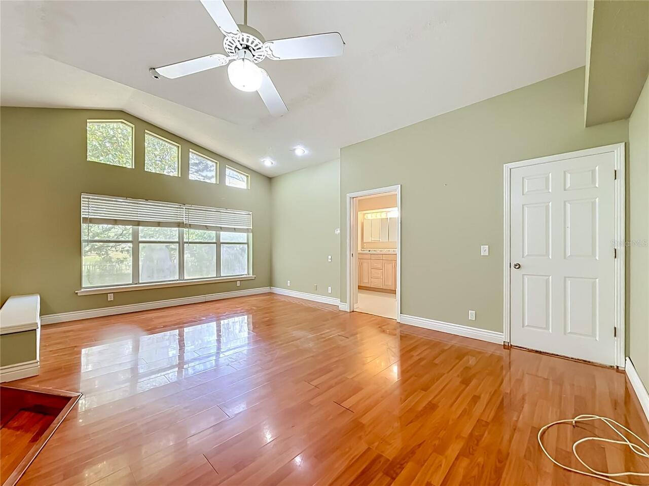 Listing Photo 27