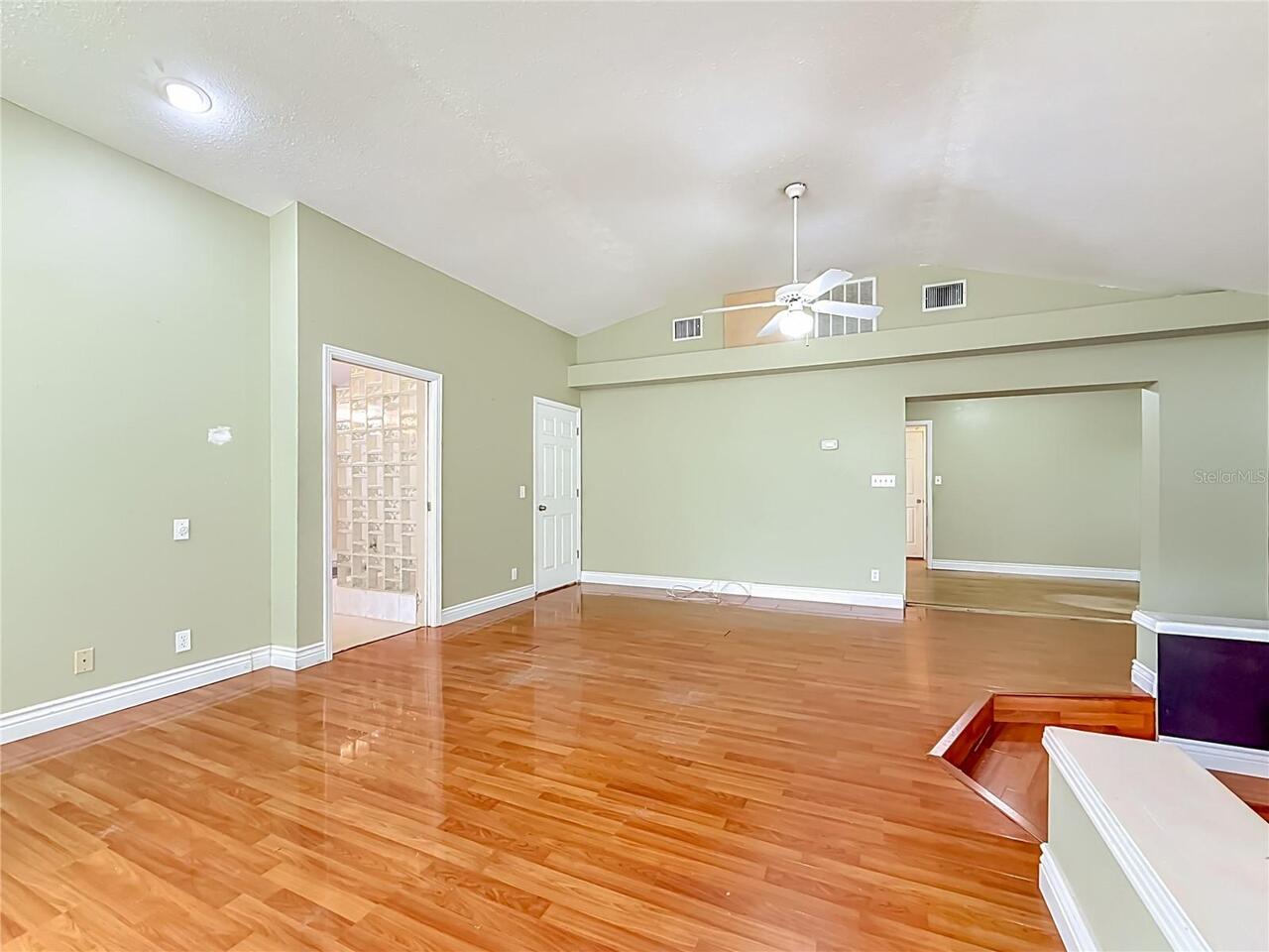 Listing Photo 29
