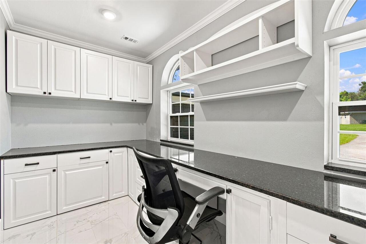 Listing Photo 14