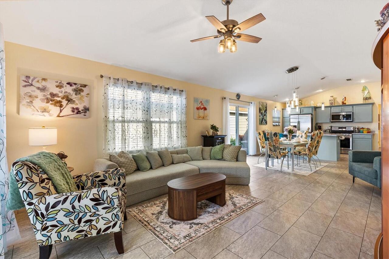 Listing Photo 9