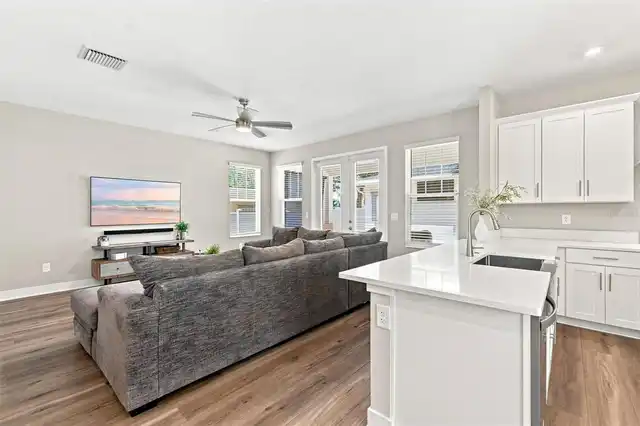 Listing Photo 29