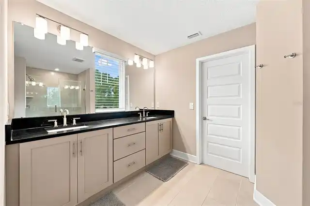Listing Photo 43