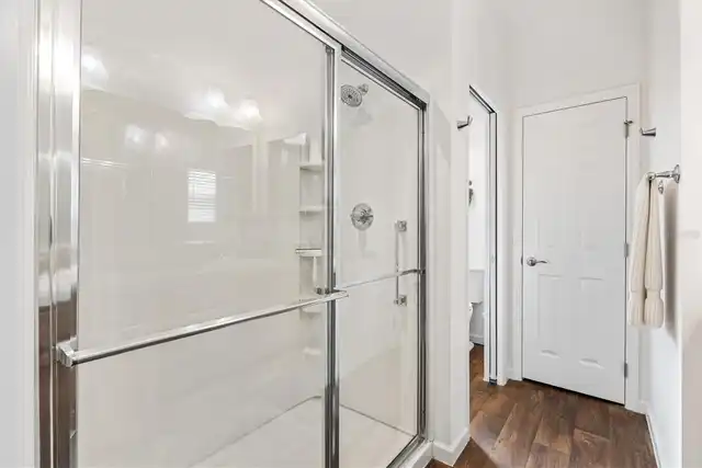Listing Photo 16