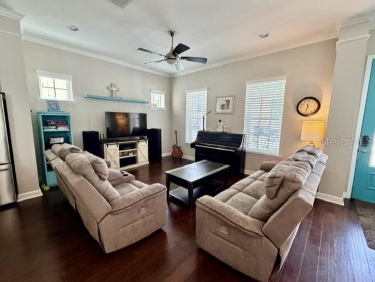Listing Photo 9