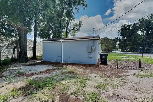Listing Photo 15