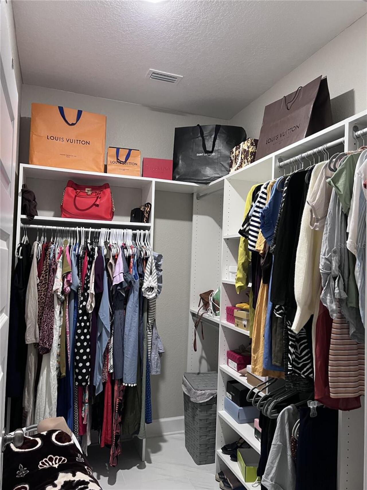 Listing Photo 11