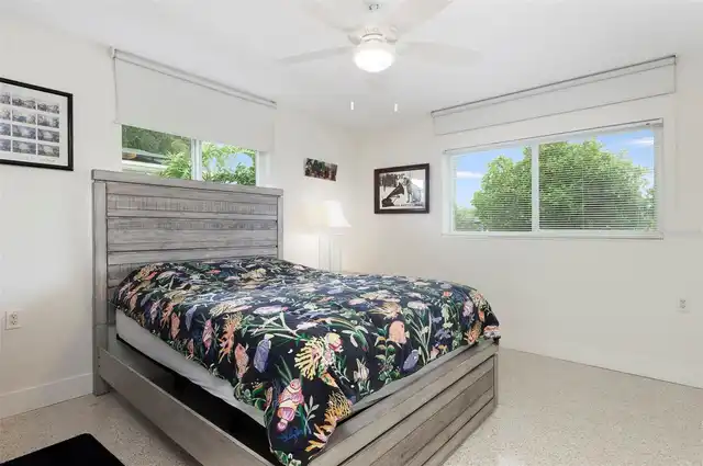 Listing Photo 17